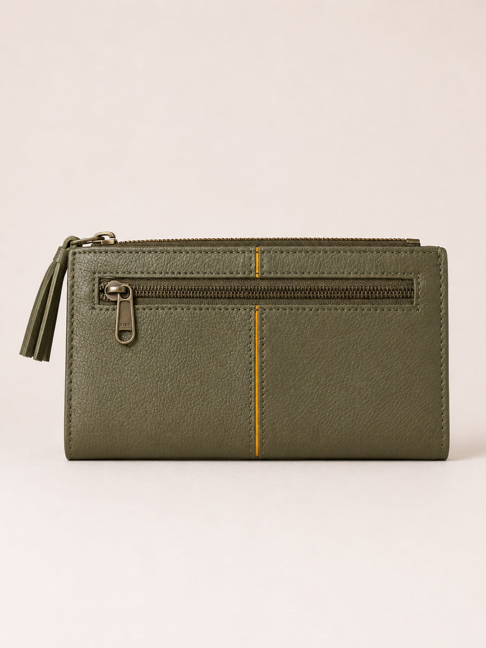 Slim Textured Clutch green
