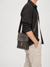 Shoulder Bag brown
