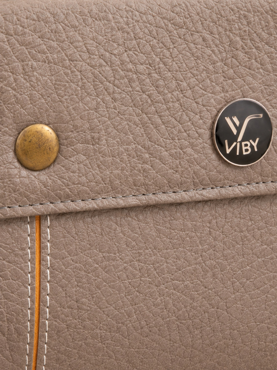  Slim Textured Clutch grey